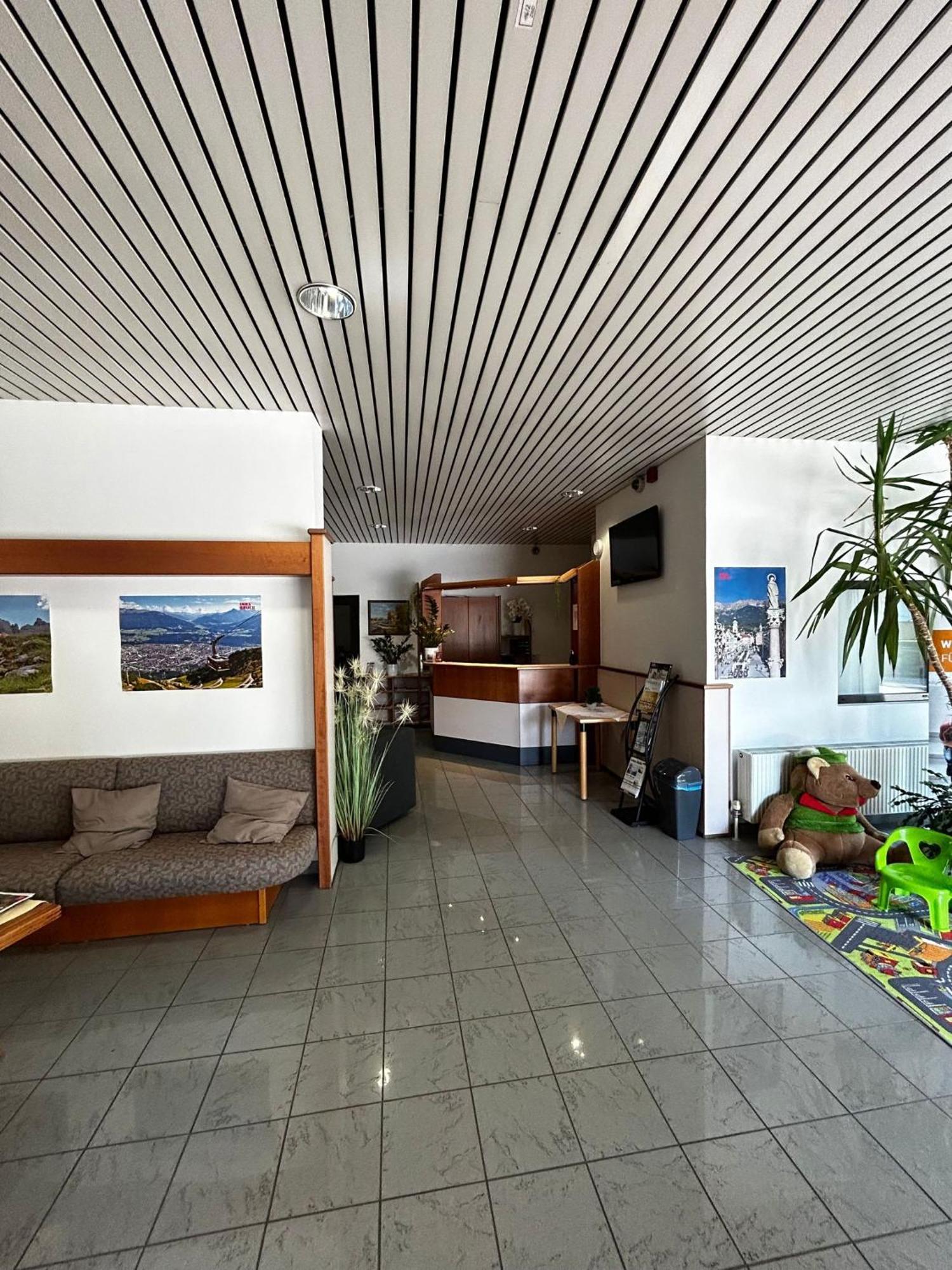 Sommerhotel Karwendel Innsbruck Exterior photo